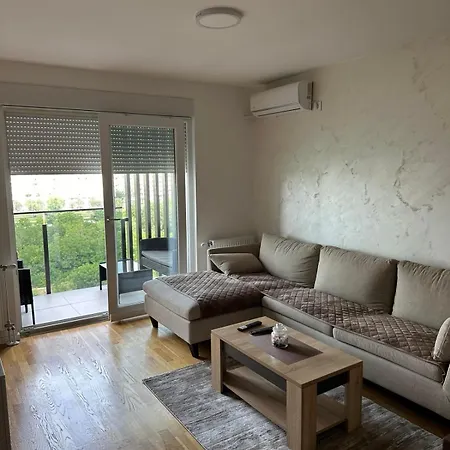 Park Novi Apartment Novi Sad