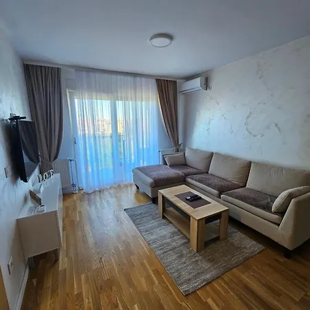 Park Novi Апартаменты *